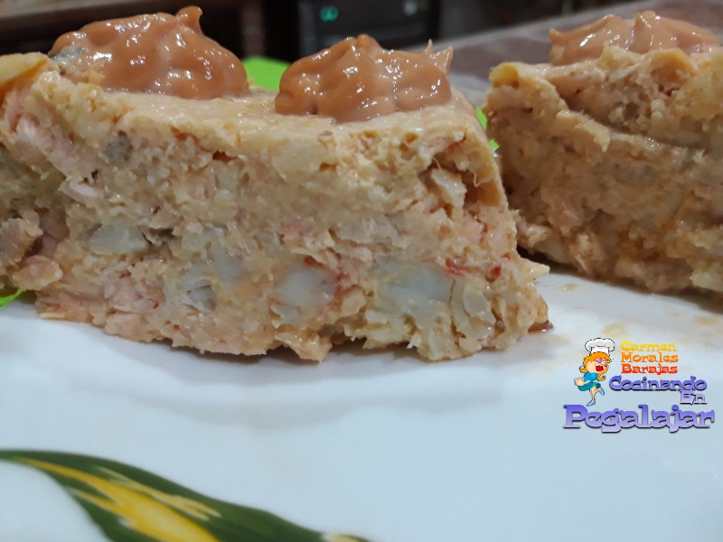 Pastel de merluza, salmón y gambón
