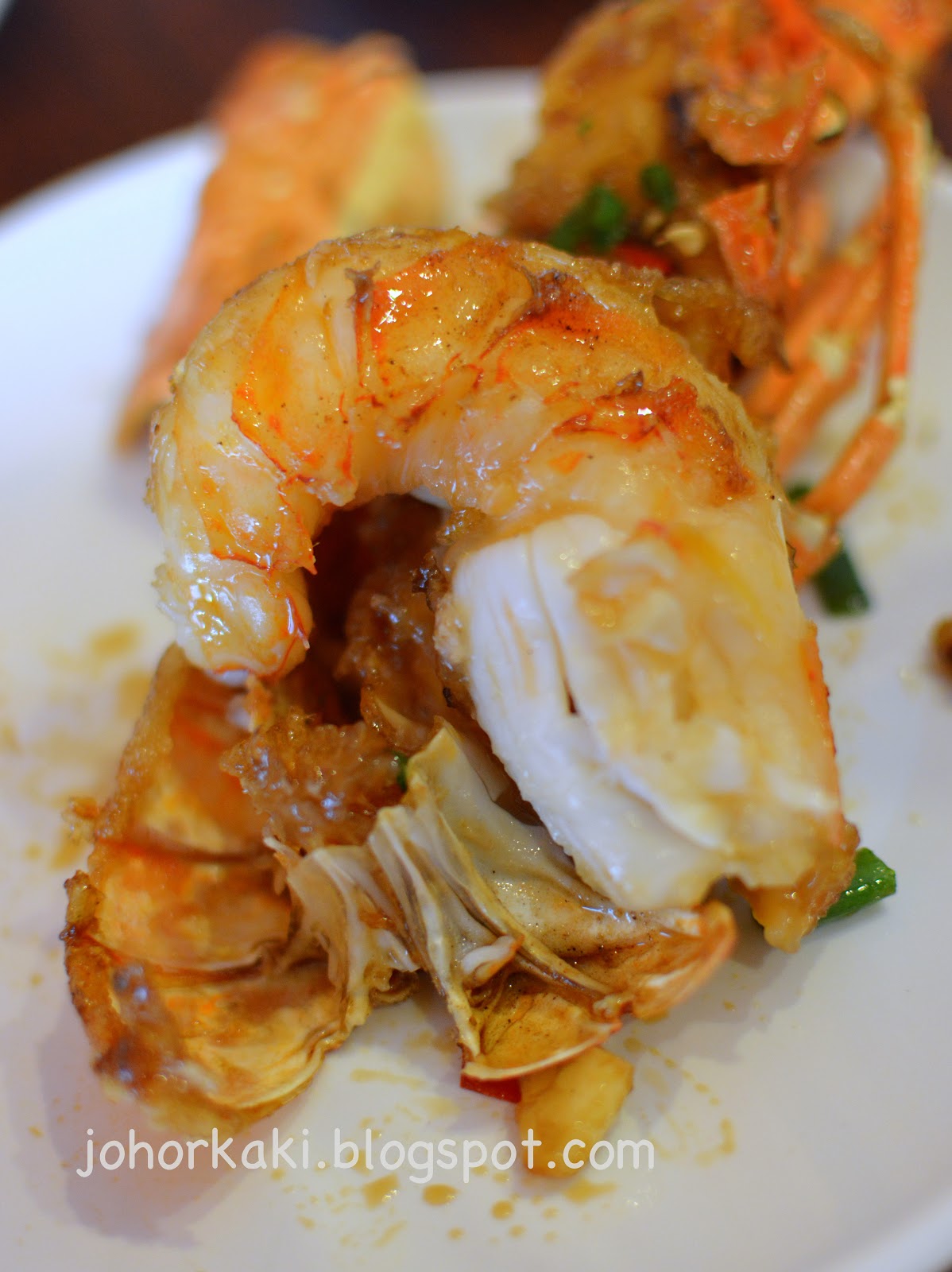 Jade Garden Seafood Restaurant at Sungai Rengit Lobster 翡翠园海鲜酒家 Tony