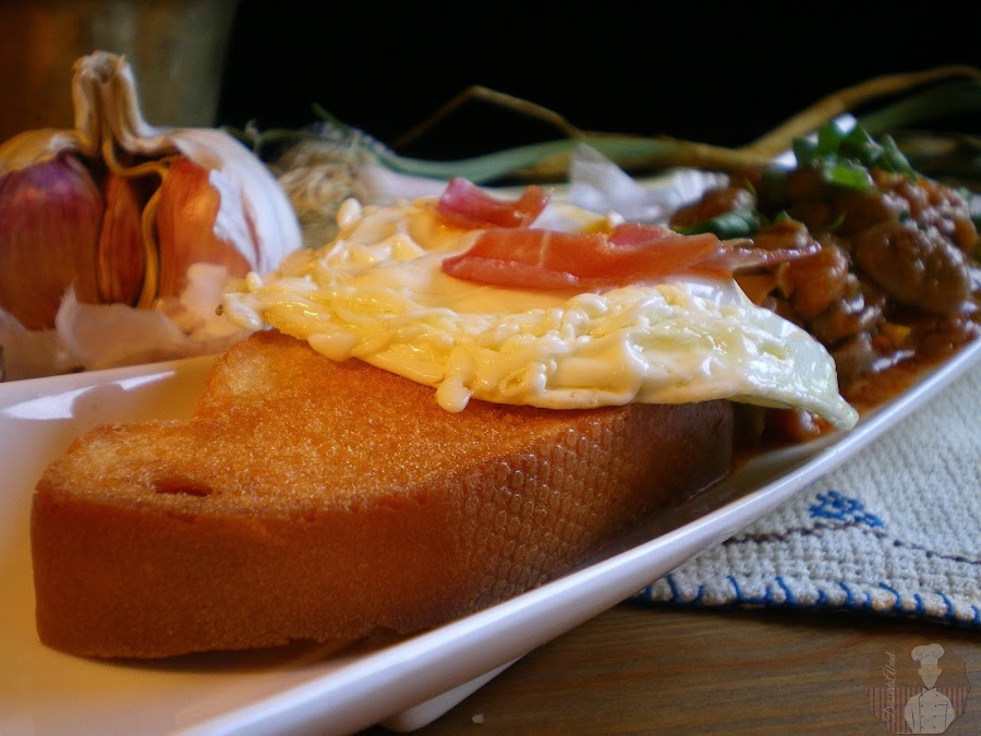 Habas con jamón al estilo manchego