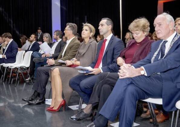 Queen Maxima's outfit is by Belgian fashion house Natan. Queen Maxima wore Natan jacket and Natan asymmetric skirts