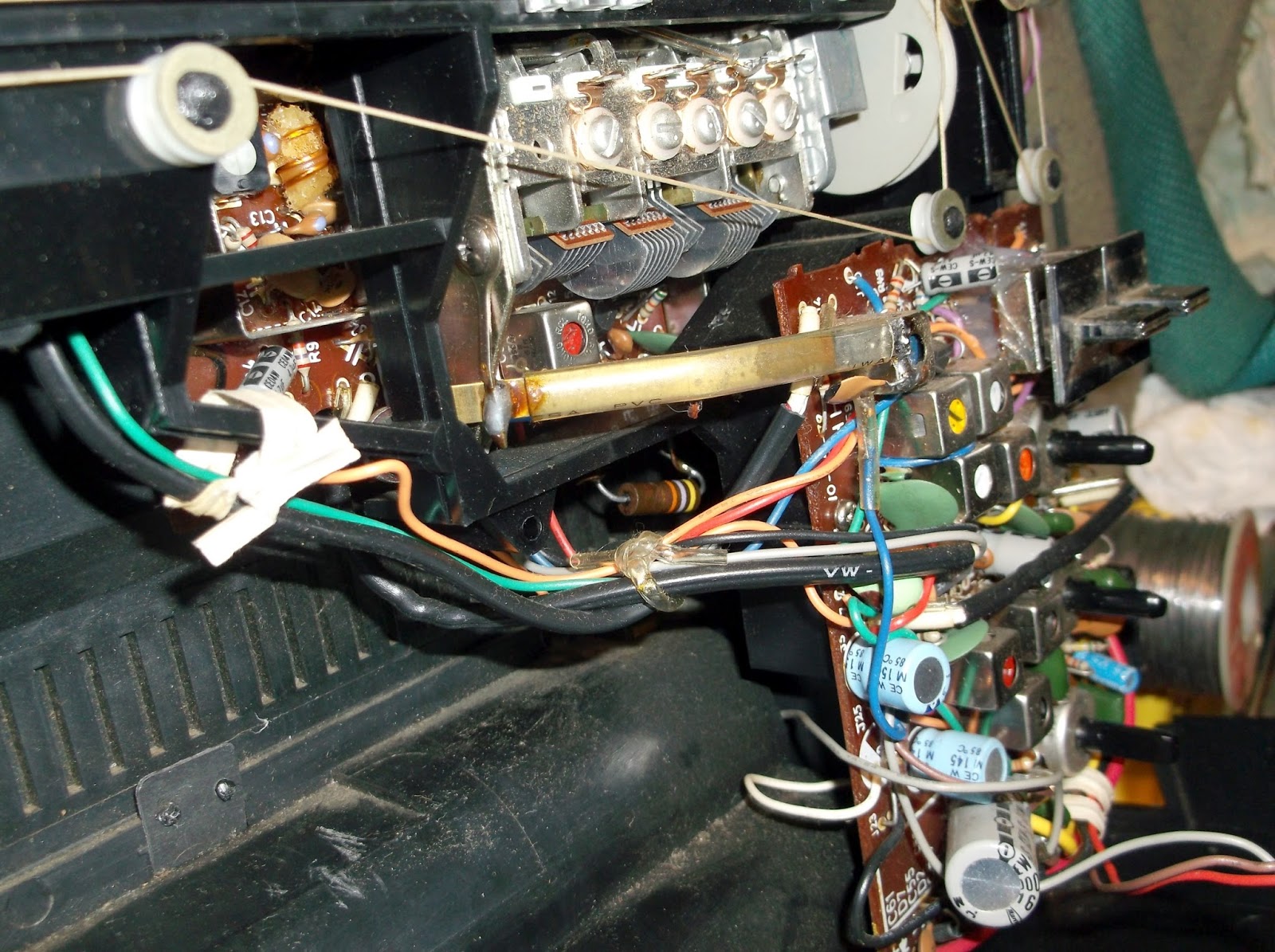 Interrock Nation Boosting the antenna circuit of a GE SUPERADIO 1 & 2