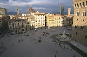 The L-shaped Piazza della Signoria in Florence