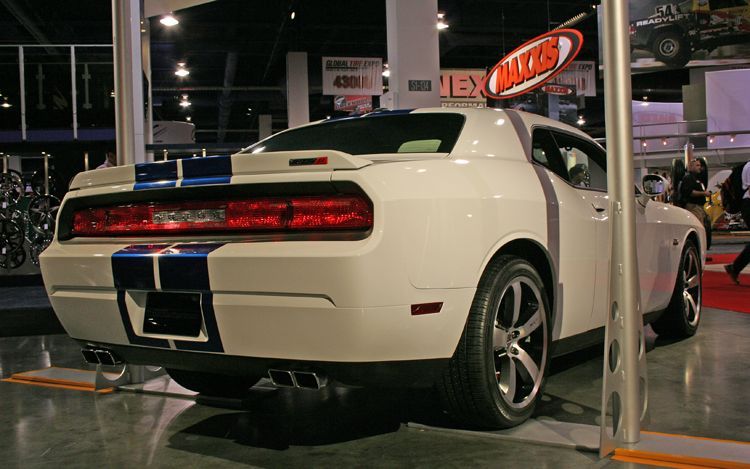 Tradecar View 2011 Dodge Challenger Str8 392 Inaugural