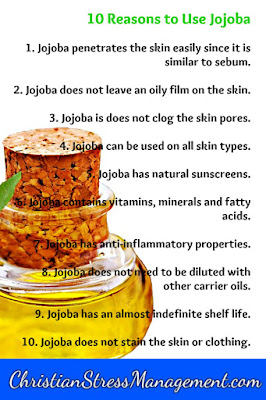 10 reasons to use jojoba as your aromatherapy carrier oil