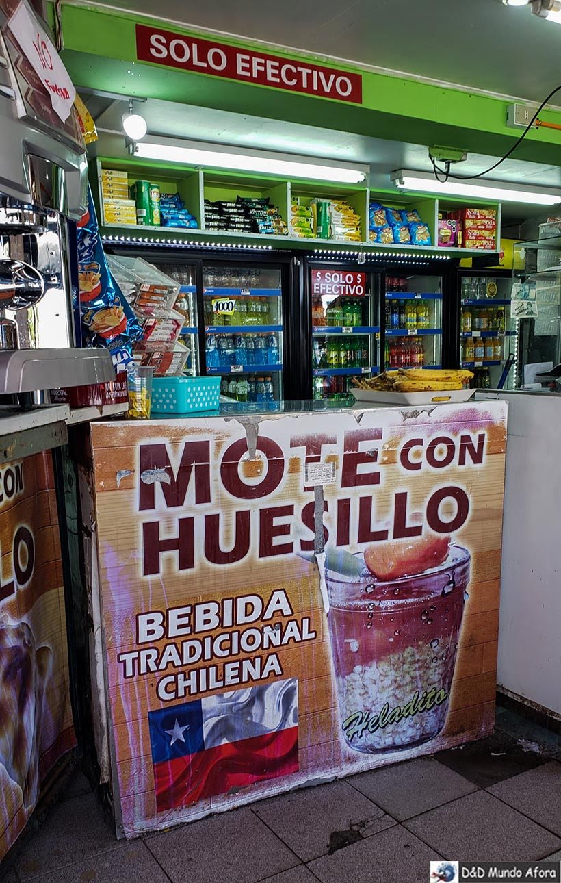 Mote com Huesillo, bebida do Chile no Cerro de San Cristóbal em Santiago