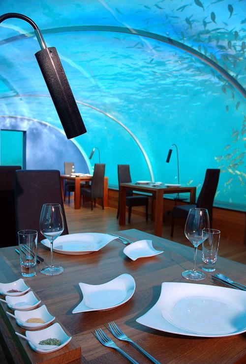 World's First All-glass Undersea Restaurant World's First All-glass Undersea Restaurant