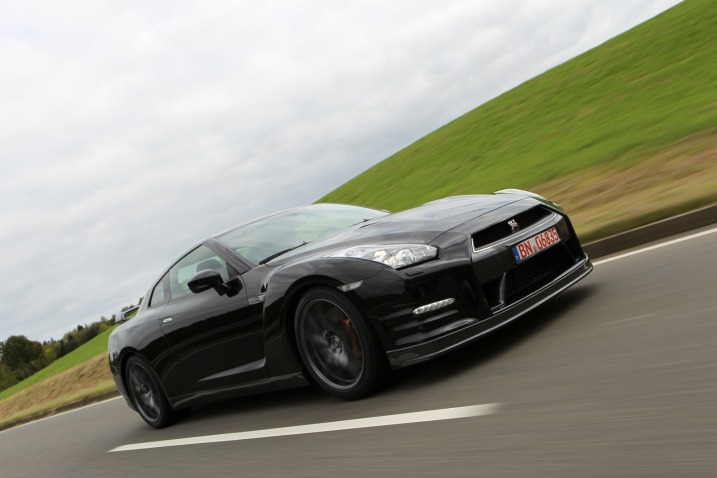 First Drive: 2013 Nissan GT-R : Inside Line - 2009gtr.com First Drive: 2013 Nissan GT-R : Inside Line - 2009gtr.com