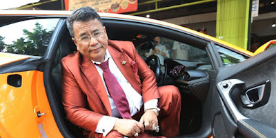 JARANG MUNCUL, TERNYATA Inilah ISTRI HOTMAN PARIS Yang Tak KALAH CANTIK Dan Simpan HARTA TRILIUNAN!