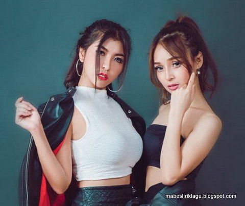 Duo Molek - Jangan Julid Duo Molek - Jangan Julid Lirik