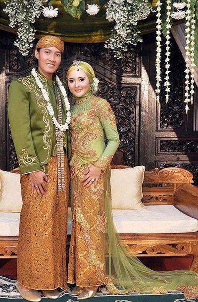 Infojelita 4 Jenis Baju Pengantin  Ala Tradisional Jawa