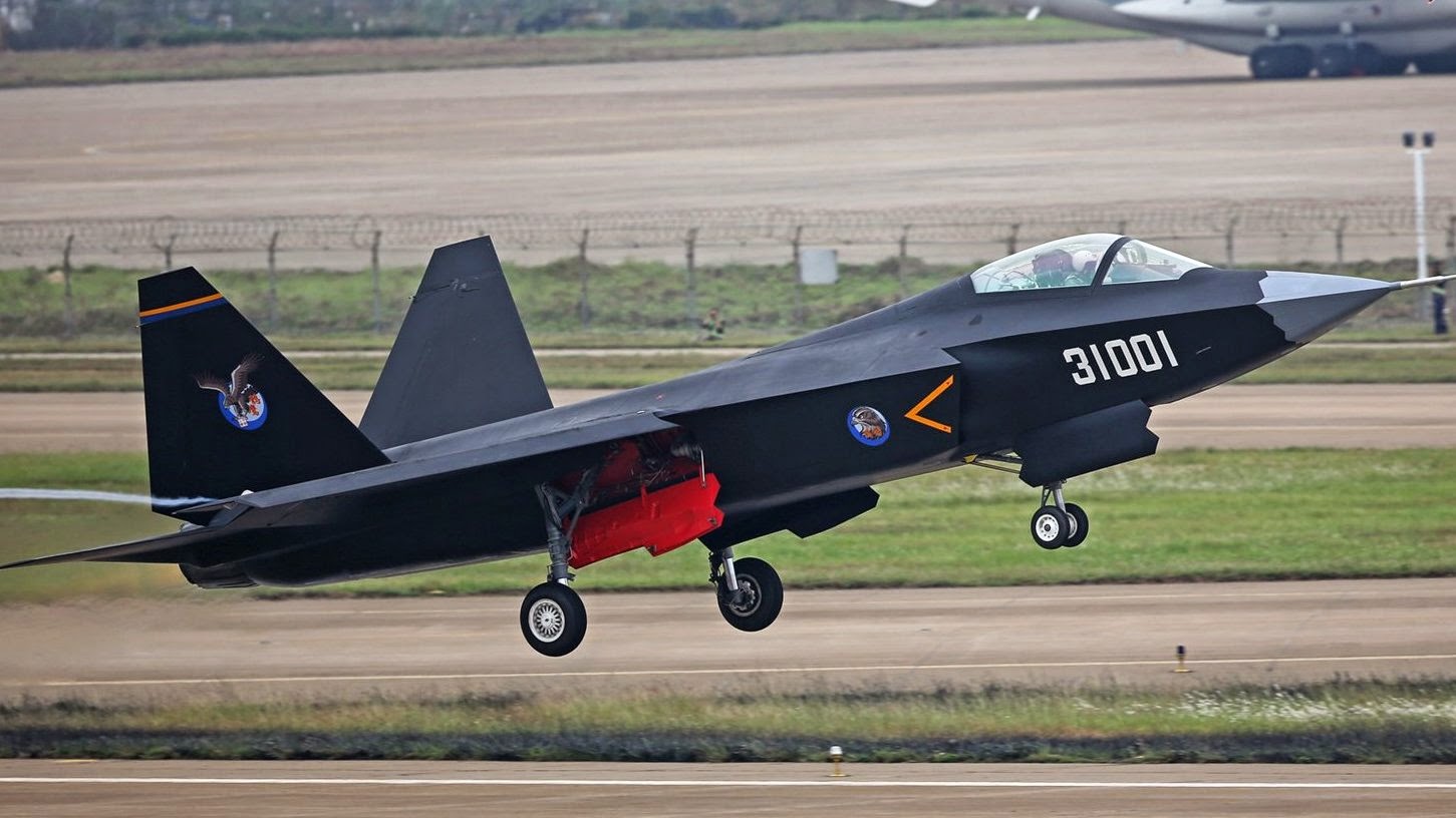 Avion De Chasse Chinois J 31 Chinese FC-31/J-31Shen Fei (Falcon Eagle) Stealth Fighter Jet @ Airshow