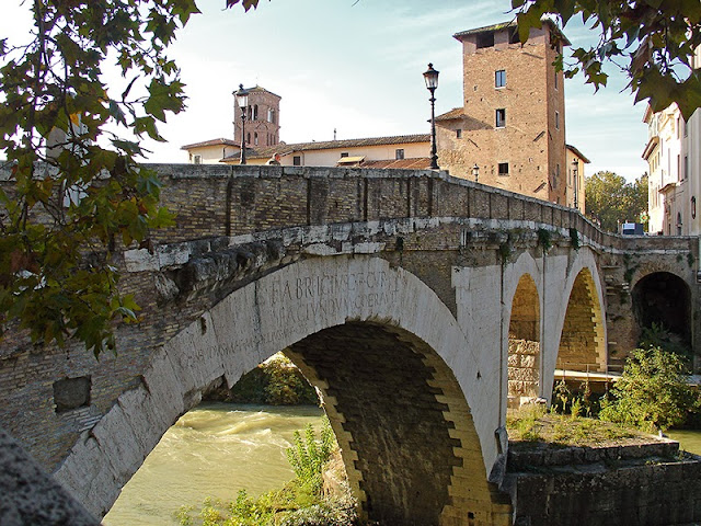 Le pont Fabricio à Rome