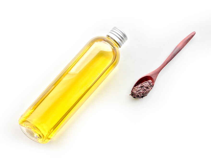 How to Make a Rose Infused Oil
