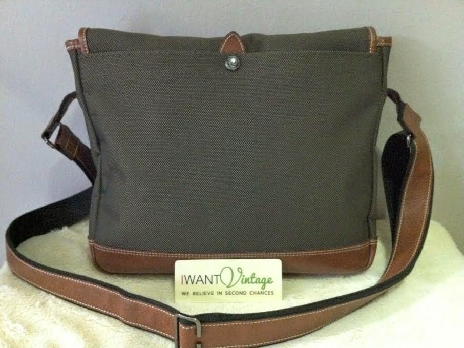 I Want Vintage | Vintage Designer Handbags: Longchamp Boxford Messenger bag