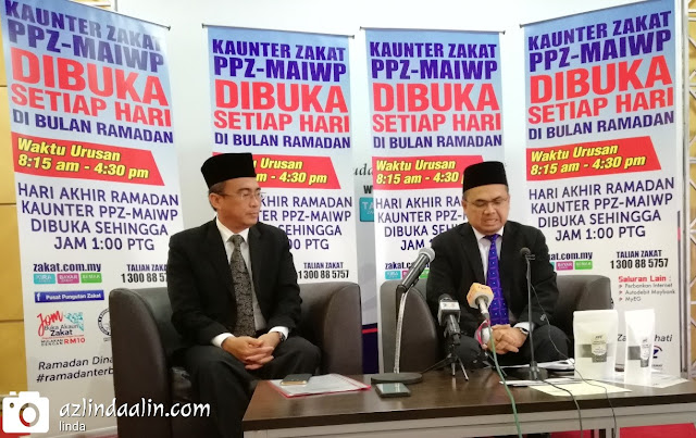 RAMADAN DINANTI, ZAKAT DI HATI OLEH PUSAT PUNGUTAN ZAKAT (PPZ) MAJLIS AGAMA ISLAM WILAYAH PERSEKUTUAN (MAIWP) - Assalamualaikum semua ! Selamat Sejahtera ! Pejam celik, pejam celik . Dah hampir tiba pun bulan Ramadan. Selain berpuasa di bulan di bulan Ramadan. Mummy akan mengingati bab ZAKAT FITRAH yang wajib di bayar pada bulan Ramadan. Zakat Fitrah bagi WILAYAH tahun 2018 adalah sebanyak RM7.00 sahaja. Jangan risau! Ianya tak ada GST, tapi boleh tolak cukai pendapatan LHDN ! Selain pahala dariNYA. RAMADAN DINANTI, ZAKAT DI HATI OLEH PUSAT PUNGUTAN ZAKAT (PPZ) MAJLIS AGAMA ISLAM WILAYAH PERSEKUTUAN (MAIWP) RAMADAN DINANTI, ZAKAT DI HATI OLEH PUSAT PUNGUTAN ZAKAT (PPZ) MAJLIS AGAMA ISLAM WILAYAH PERSEKUTUAN (MAIWP) pada tahun 2018 ini telah di sampaikan oleh CEO baru Pusat Pungutan Zakat PPZ-MAIWP iaitu Tuan Hj Ahmad Shukri Yusoff Kalau korang belum tahu tugas PPZ-MAIWP. Tugas mereka sebenarnya, bertanggungjawab untuk mengutip zakat di WILAYAH PERSEKUTUAN KUALA LUMPUR, PUTRAJAYA dan LABUAN. Manakala, BAITULMAL - MAIWP bertanggungjawab dalam pengagihan ZAKAT. 7 JENIS ZAKAT HARTA Bulan Ramadan sebenarnya, bukannya kita wajib bayar ZAKAT FITRAH je tau. ZAKAT HARTA korang jangan lupakan. Apa dia ZAKAT HARTA tu? 7 jenis zakat harta iaitu ZAKAT PENDAPATAN, ZAKAT PERNIAGAAN, ZAKAT SIMPANAN, ZAKAT EMAS, ZAKAT KWSP, ZAKAT SAHAM, QADHA ZAKAT. Nak bayar di mana zakat ni, semua? 6 SALURAN PEMBAYARAN ZAKAT Nak bayar zakat pun dah mudah, sekarang ni. Korang pilih je dari 6 SALURAN PEMBAYARAN ZAKAT : 1. Korang boleh bayar zakat di 11 KAUNTER ZAKAT MAIWP setiap hari (termasuk cuti umum) dari 8.15 pagi hingga 4.30 petang di HQ PPZ-MAIWP (Dataran Shamelin Perkasa), Plaza Rah Kg Baru, Masjid Negara, KLSC Wangsa Maju, UTC KL Pudu, Presint 9 Putrajaya, Presint 15 Putrajaya, Masjid Al-Imam Al-Ghazali Kepong, anjung niaga Masjid At-Taqwa TTDI, Masjid Abdul Rahman bin Auf Jalan Puchong atau Labuan Times Square 2. Portal PPZ-MAIWP juga menerima pembayaran zakat di www.zakat.com.my 3. Bagi yang nak bayar dari PERBANKAN INTERNET, sebanyak 14 bank telah di lantik oleh PPZ-MAIWP untuk memudahkan lagi pengguna membayar zakat. 4. Nak potong gaji pun boleh juga, melalui skim THOHIR. Jangan lupa dapatkan borang terlebih dahulu dari kaunter PPZ-MAIWP. 5. Untuk elakkan sifat terlupa..biasalahkan manusia ! Jenis macam mummy ni, kena buat autodebit. Autodebit ni, boleh di buat dari akaun MAYBANK sahaja ye ! Kena ambil borang dari pejabat PPZ-MAIWP terlebih dahulu. 6. Jangan ingat MYEG tu untuk bayar insurance dan road tax kereta je tau ! MYEG pun salah satu saluran pembayaran ZAKAT juga. Kalau korang nak perkhidmatan istimewa, mummy cadangkan korang ke 11 KAUNTER PPZ-MAIWP . Sebab apa? Sebabnya korang akan dapat taksiran zakat dengan lebih tepat, nasihat berkaitan zakat, mesin timbangan emas yang tepat, pengiraan manual yang jelas, boleh bayar melaliu tunai, cek, kad debit, kad kredit dan banyak lagi keistimewaannya ! Untuk pembayar zakat PPZ-MAIWP, ada bermacam jenis cenderahati buat korang yang membayar di mana-mana 6 saluran pembayaran zakat (di atas). Cenderahati dari produk asnaf. Jom kita tunaikan zakat fitrah dan zakat harta di bulan penuh keberkatan bulan Ramadan. Dan, bayarlah zakat di saluran yang betul agar duit zakat itu sampai kepada asnaf yang layak. Maklumat lanjut mengenai PPZ-MAIWP, sila layari atau hubungi : Web : www.zakat.com.my Telefon : 1300885757 RAMADAN DINANTI, ZAKAT DI HATI OLEH PUSAT PUNGUTAN ZAKAT (PPZ) MAJLIS AGAMA ISLAM WILAYAH PERSEKUTUAN (MAIWP) - Assalamualaikum semua ! Selamat Sejahtera ! Pejam celik, pejam celik . Dah hampir tiba pun bulan Ramadan. Selain berpuasa di bulan di bulan Ramadan. Mummy akan mengingati bab ZAKAT FITRAH yang wajib di bayar pada bulan Ramadan. Zakat Fitrah bagi WILAYAH tahun 2018 adalah sebanyak RM7.00 sahaja. Jangan risau! Ianya tak ada GST, tapi boleh tolak cukai pendapatan LHDN ! Selain pahala dariNYA. RAMADAN DINANTI, ZAKAT DI HATI OLEH PUSAT PUNGUTAN ZAKAT (PPZ) MAJLIS AGAMA ISLAM WILAYAH PERSEKUTUAN (MAIWP) RAMADAN DINANTI, ZAKAT DI HATI OLEH PUSAT PUNGUTAN ZAKAT (PPZ) MAJLIS AGAMA ISLAM WILAYAH PERSEKUTUAN (MAIWP) pada tahun 2018 ini telah di sampaikan oleh CEO baru Pusat Pungutan Zakat PPZ-MAIWP iaitu Tuan Hj Ahmad Shukri Yusoff Kalau korang belum tahu tugas PPZ-MAIWP. Tugas mereka sebenarnya, bertanggungjawab untuk mengutip zakat di WILAYAH PERSEKUTUAN KUALA LUMPUR, PUTRAJAYA dan LABUAN. Manakala, BAITULMAL - MAIWP bertanggungjawab dalam pengagihan ZAKAT. 7 JENIS ZAKAT HARTA Bulan Ramadan sebenarnya, bukannya kita wajib bayar ZAKAT FITRAH je tau. ZAKAT HARTA korang jangan lupakan. Apa dia ZAKAT HARTA tu? 7 jenis zakat harta iaitu ZAKAT PENDAPATAN, ZAKAT PERNIAGAAN, ZAKAT SIMPANAN, ZAKAT EMAS, ZAKAT KWSP, ZAKAT SAHAM, QADHA ZAKAT. Nak bayar di mana zakat ni, semua? 6 SALURAN PEMBAYARAN ZAKAT Nak bayar zakat pun dah mudah, sekarang ni. Korang pilih je dari 6 SALURAN PEMBAYARAN ZAKAT : 1. Korang boleh bayar zakat di 11 KAUNTER ZAKAT MAIWP setiap hari (termasuk cuti umum) dari 8.15 pagi hingga 4.30 petang di HQ PPZ-MAIWP (Dataran Shamelin Perkasa), Plaza Rah Kg Baru, Masjid Negara, KLSC Wangsa Maju, UTC KL Pudu, Presint 9 Putrajaya, Presint 15 Putrajaya, Masjid Al-Imam Al-Ghazali Kepong, anjung niaga Masjid At-Taqwa TTDI, Masjid Abdul Rahman bin Auf Jalan Puchong atau Labuan Times Square 2. Portal PPZ-MAIWP juga menerima pembayaran zakat di www.zakat.com.my 3. Bagi yang nak bayar dari PERBANKAN INTERNET, sebanyak 14 bank telah di lantik oleh PPZ-MAIWP untuk memudahkan lagi pengguna membayar zakat. 4. Nak potong gaji pun boleh juga, melalui skim THOHIR. Jangan lupa dapatkan borang terlebih dahulu dari kaunter PPZ-MAIWP. 5. Untuk elakkan sifat terlupa..biasalahkan manusia ! Jenis macam mummy ni, kena buat autodebit. Autodebit ni, boleh di buat dari akaun MAYBANK sahaja ye ! Kena ambil borang dari pejabat PPZ-MAIWP terlebih dahulu. 6. Jangan ingat MYEG tu untuk bayar insurance dan road tax kereta je tau ! MYEG pun salah satu saluran pembayaran ZAKAT juga. Kalau korang nak perkhidmatan istimewa, mummy cadangkan korang ke 11 KAUNTER PPZ-MAIWP . Sebab apa? Sebabnya korang akan dapat taksiran zakat dengan lebih tepat, nasihat berkaitan zakat, mesin timbangan emas yang tepat, pengiraan manual yang jelas, boleh bayar melaliu tunai, cek, kad debit, kad kredit dan banyak lagi keistimewaannya ! Untuk pembayar zakat PPZ-MAIWP, ada bermacam jenis cenderahati buat korang yang membayar di mana-mana 6 saluran pembayaran zakat (di atas). Cenderahati dari produk asnaf. Jom kita tunaikan zakat fitrah dan zakat harta di bulan penuh keberkatan bulan Ramadan. Dan, bayarlah zakat di saluran yang betul agar duit zakat itu sampai kepada asnaf yang layak. Maklumat lanjut mengenai PPZ-MAIWP, sila layari atau hubungi : Web : www.zakat.com.my Telefon : 1300885757