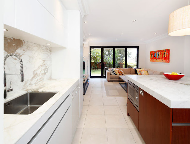 cocina-con-marmol-blanco-artofkitchens6-2 (1) cocina-con-marmol-blanco