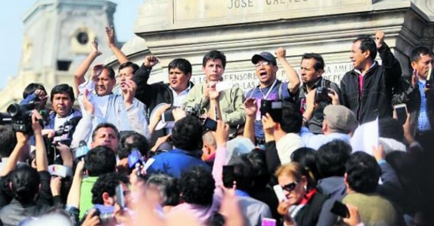 Suspenden huelga pero piden que no haya sanciones Suspenden huelga pero piden que no haya sanciones