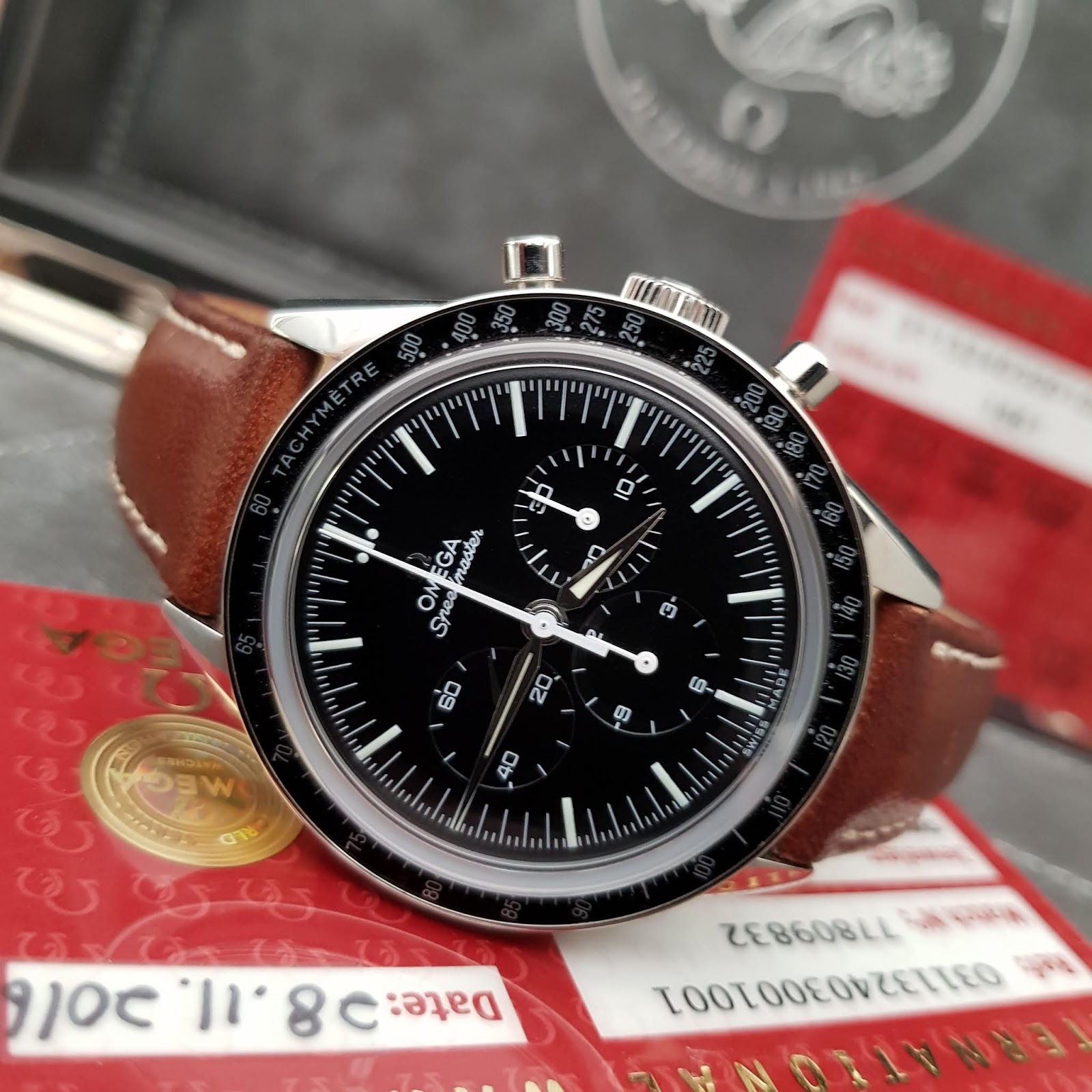 OMEGA SPEEDMASTER MOONWATCH 