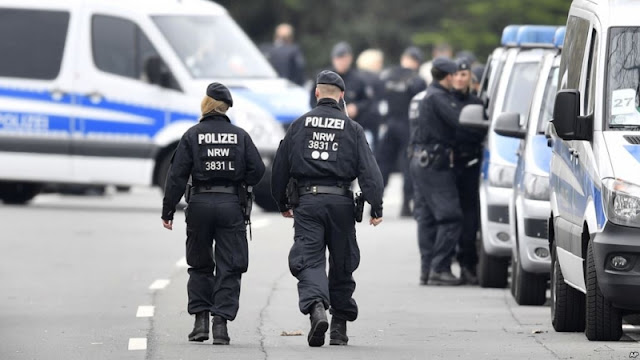 Resultado de imagem para europeu atacado muçulmanos ramadã
