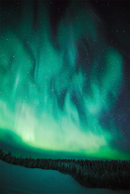 Solar_Storm_Boosted_Auroras_8.jpg