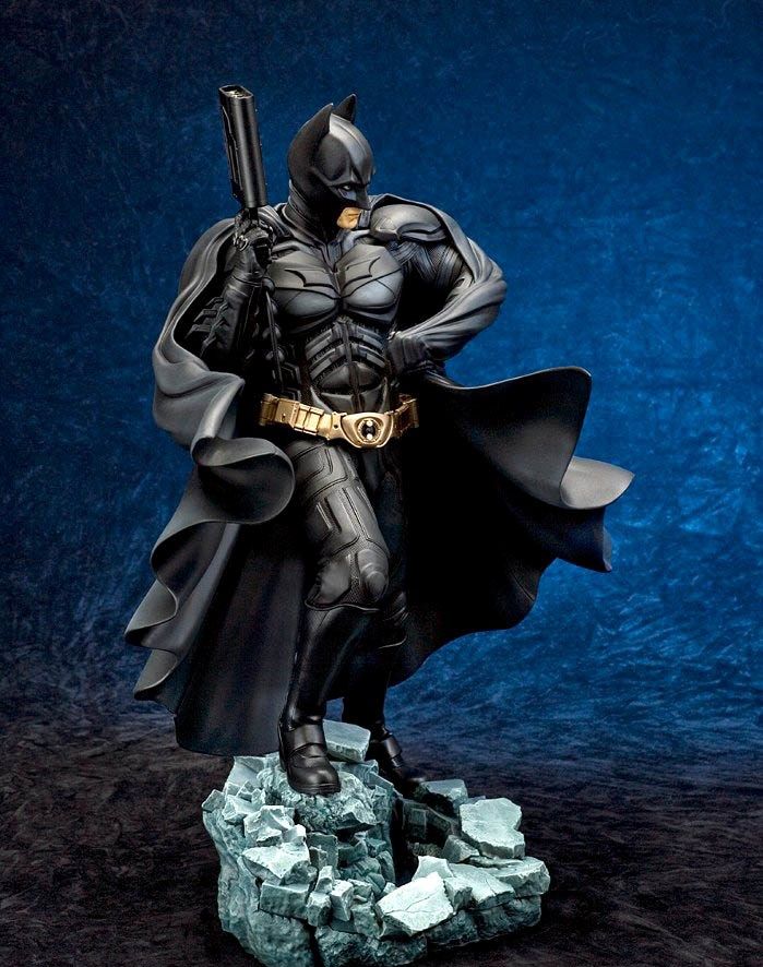 the dark knight rises batman statue