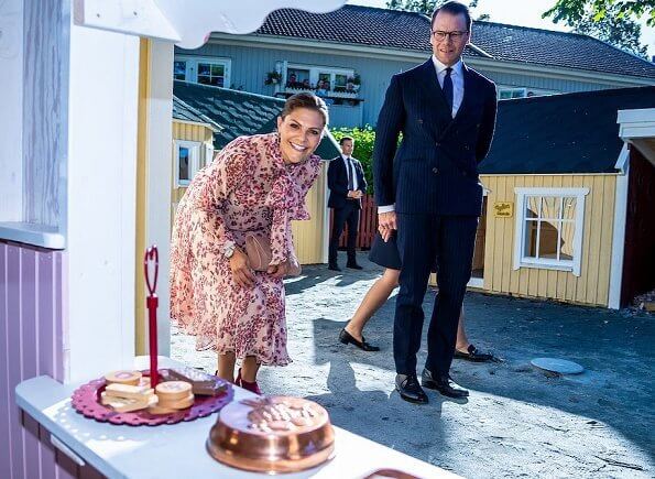 Crown Princess Victoria wore Ida Sjöstedt Peony blouse and Moody skirt, and Stinaa J. ankle suede boots