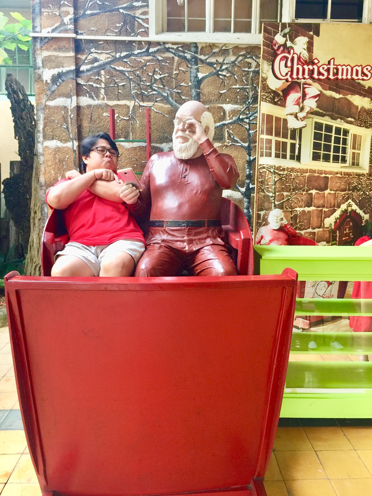 Celebrating life to the fullest! Casa Santa Museum