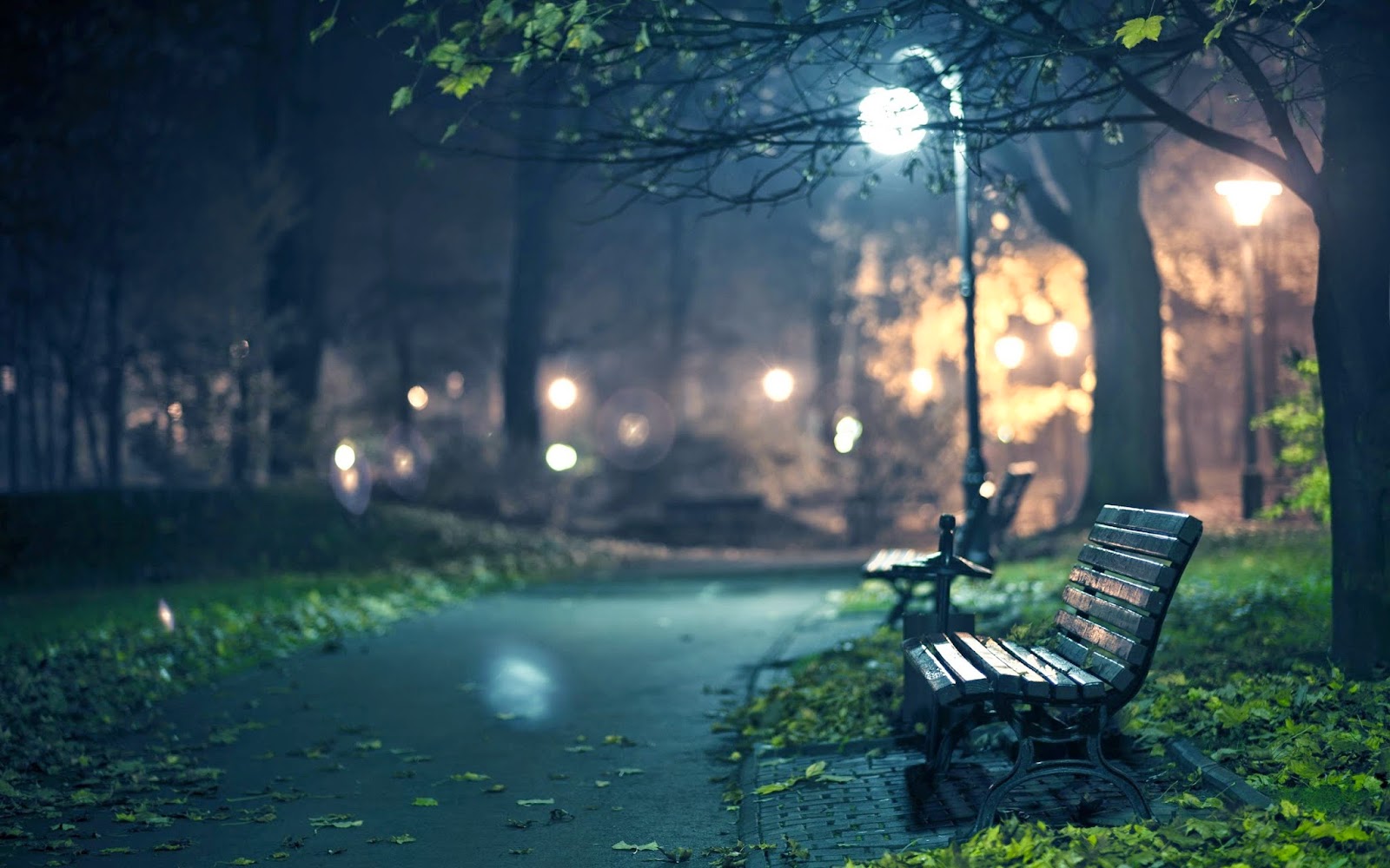 Image result for gambar menunggu kekasih di malam hari