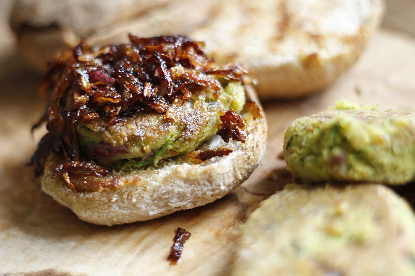 CHICKPEA & CORIANDER BURGERS