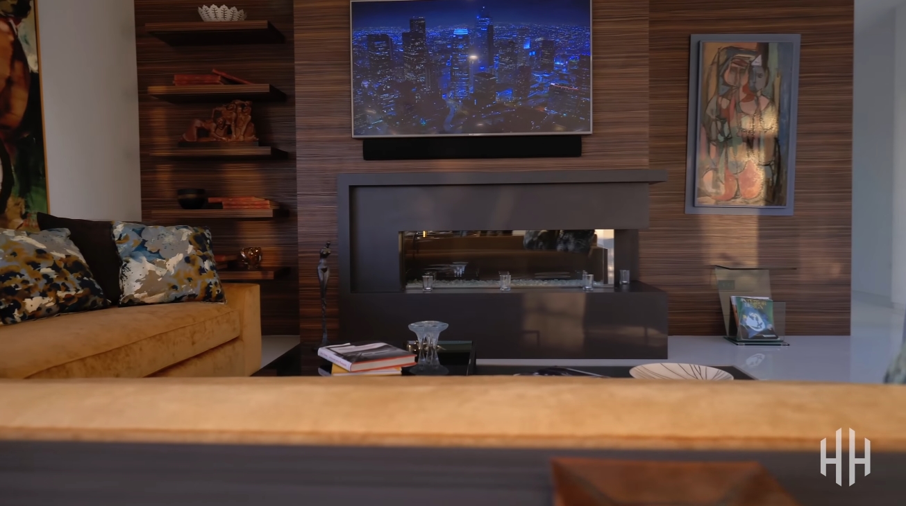 59 Photos vs. 1622 Viewmont Dr, Los Angeles vs. Luxury Mansion Interior Design Tour