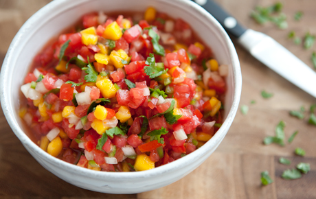 http://4.bp.blogspot.com/-arELEvSyZFs/Trm_1bNYkpI/AAAAAAAACS8/d3ex_cvfPcI/s1600/fresh_salsa+with+mango.jpg
