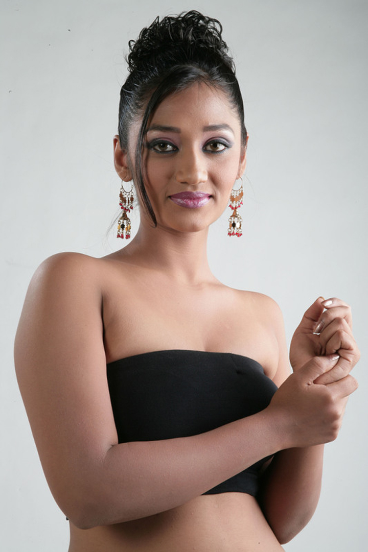 Upaksa Suwrnamali Sex Video Sri Lanka - Upeksha Swarnamali -Sri Lankan Models â€” Steemit