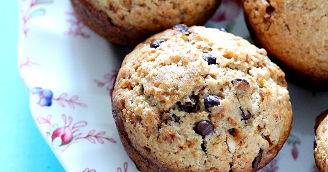 Chocolate & Chillies Whole Wheat Chocolate Chip Muffins