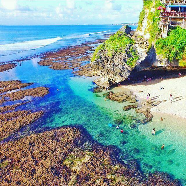 Suluban beach, Bali. Suluban beach, Bali.
