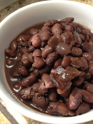 Black Beans, turtle beans, making beans, straining, cooking