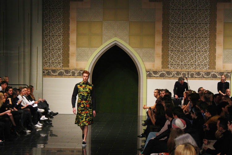 Kilian kerner Fashionshow Catwalk Kosmos MBFW 2015 Herbst Winter 2015 Vogue Elle Modeblogger werden