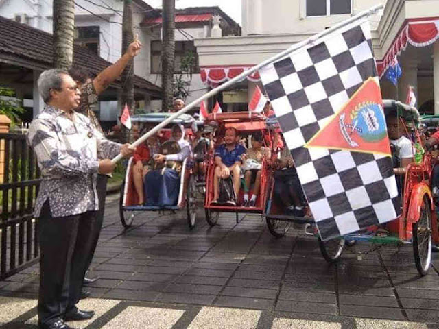 Pemkot Ambon Gelar Parade Becak Wisata Spice Island Darwin-Ambon Yacht Race (SIDAYR) 2018 Pemkot Ambon Gelar Parade Becak Wisata Spice Island Darwin-Ambon Yacht Race (SIDAYR) 2018