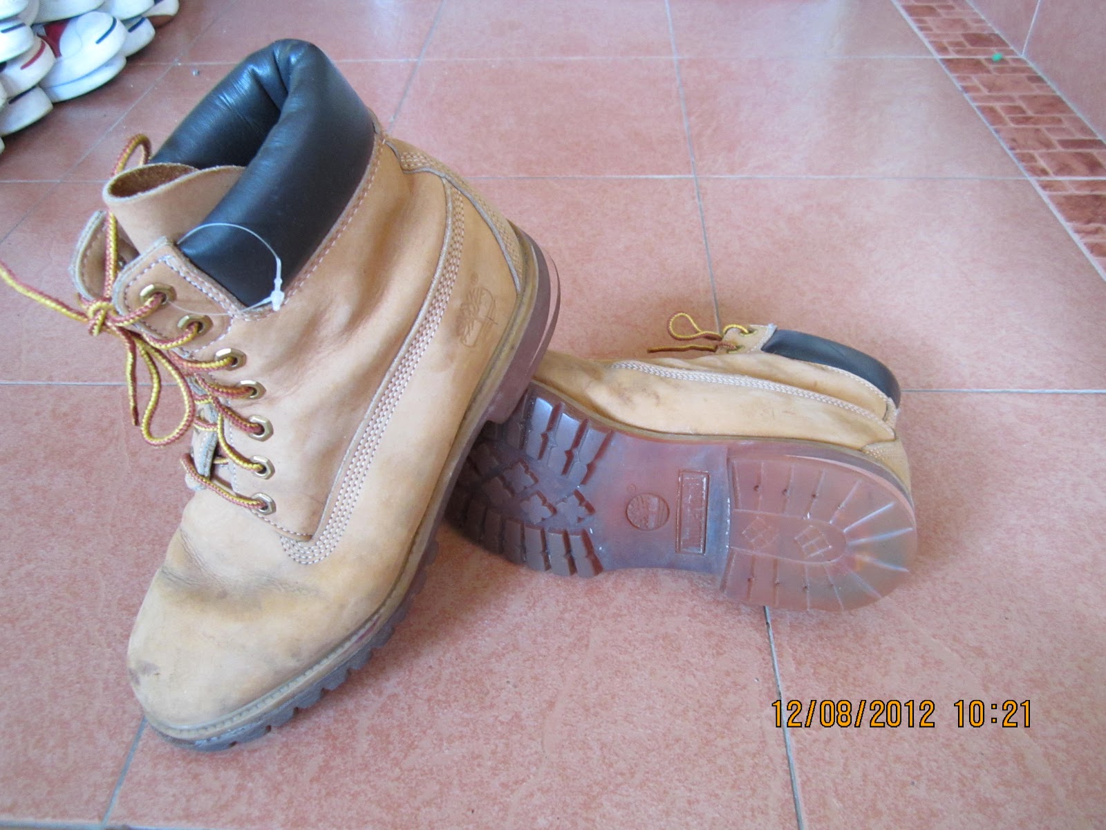 timberland high cut shoes price