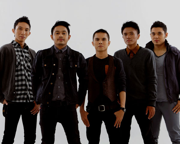 Download Lagu Lyric Band Milik Siapa mp3 + lirik | SeoStarMoon