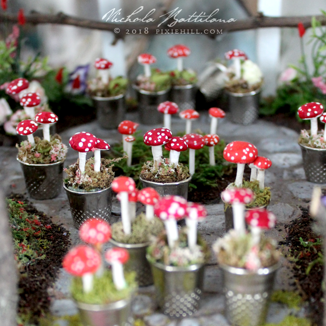 Pixie Hill Toadstool Thimble Gardens