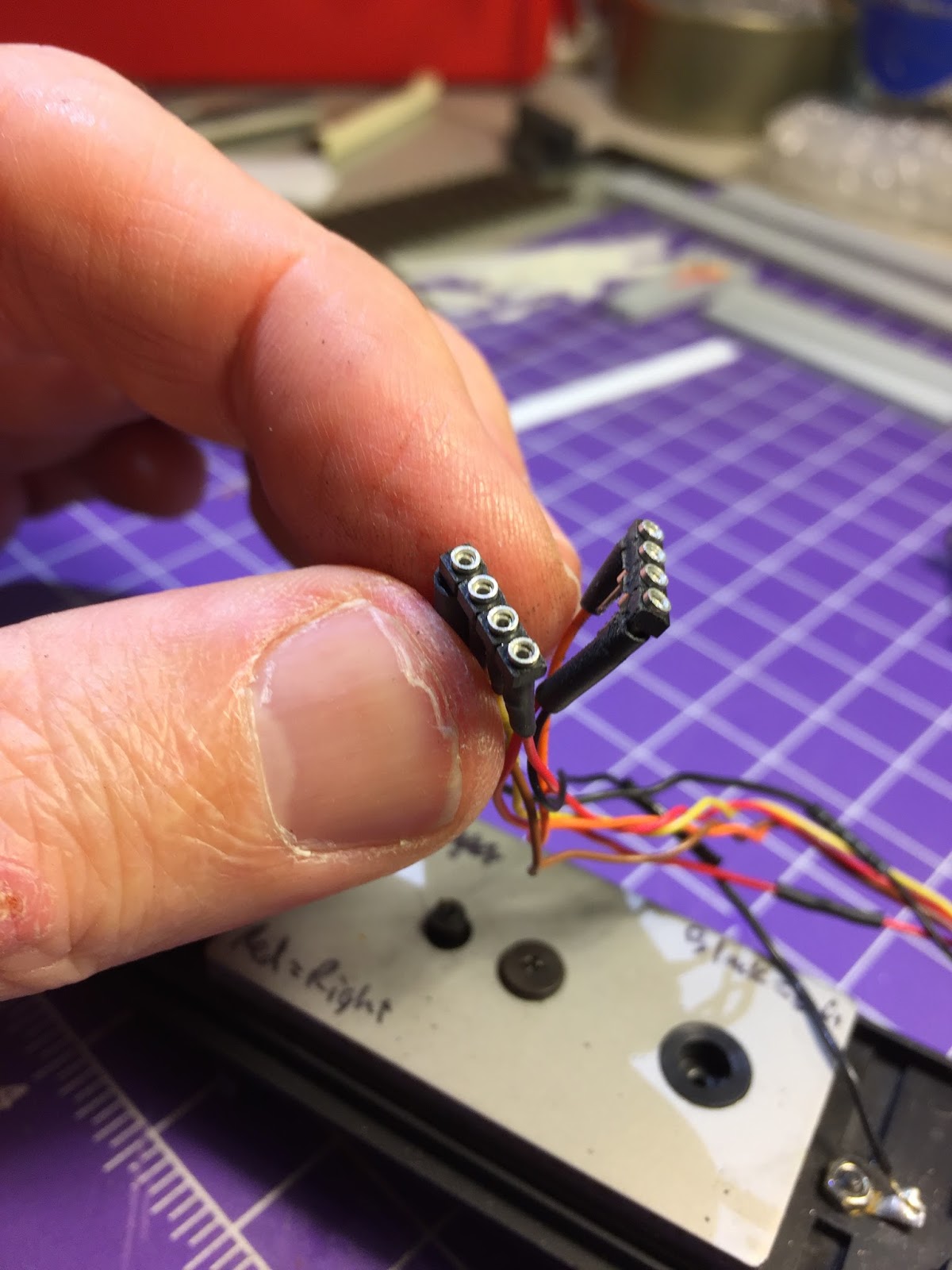 The Valley Local: Bachmann Steam Decoder Replacement Pt 2: "Sock(et)ing