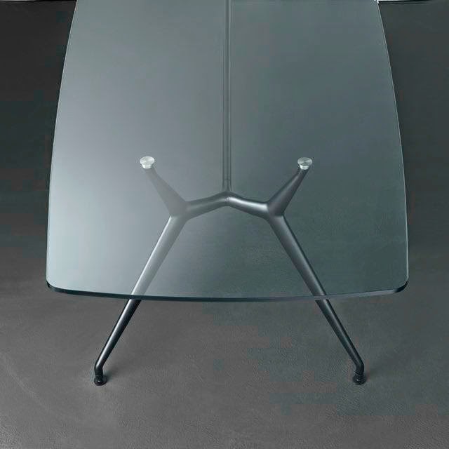 Tavolo di luce dal design scandinavo