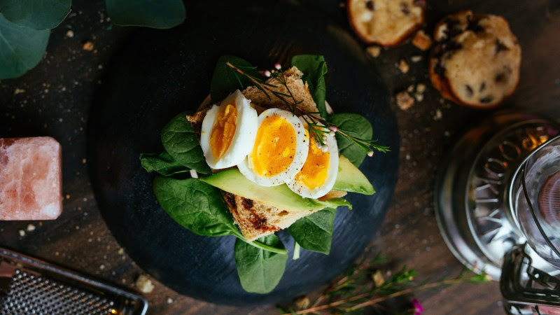 Eggs with Toast and Vegetables...delicious and healthy foods