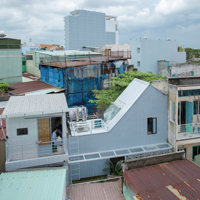 nhà phố nhỏ 2,5 mét nhìn từ xa nhà phố nhỏ 2,5 mét