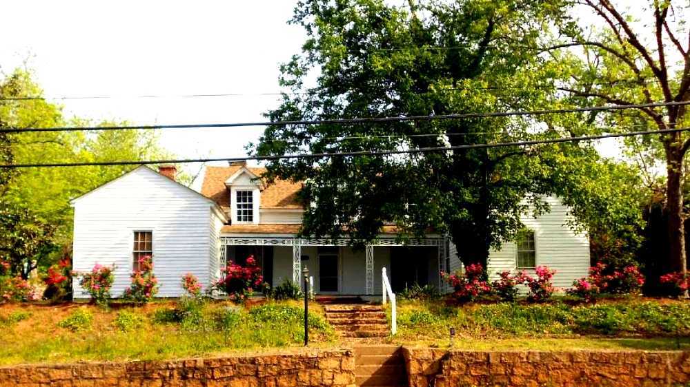 RossiterLittle House