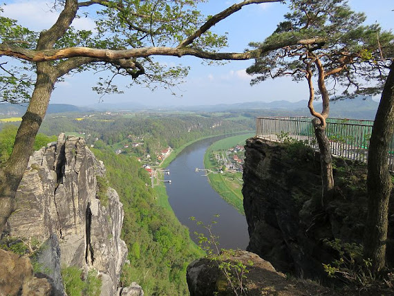 Dolina Łaby od strony południwo-wschodniej.