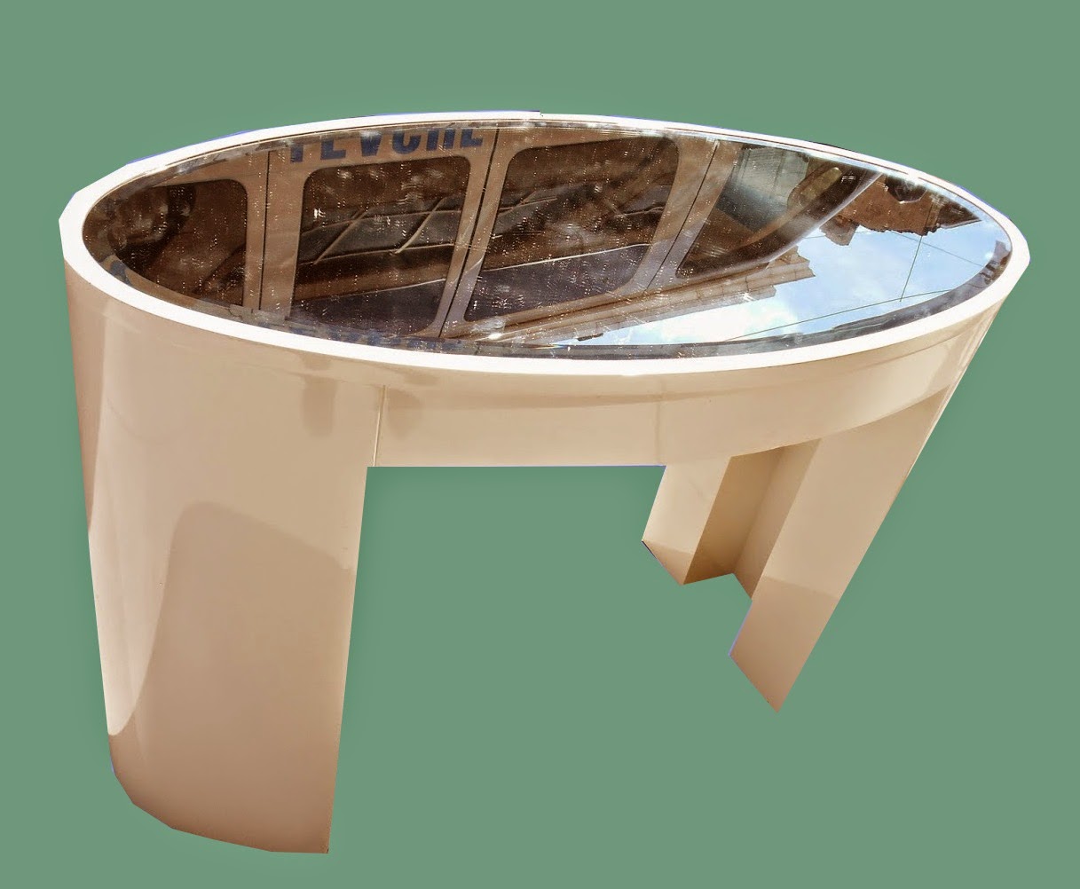 Uhuru Furniture & Collectibles Contemporary Lacquer Vanity Table with