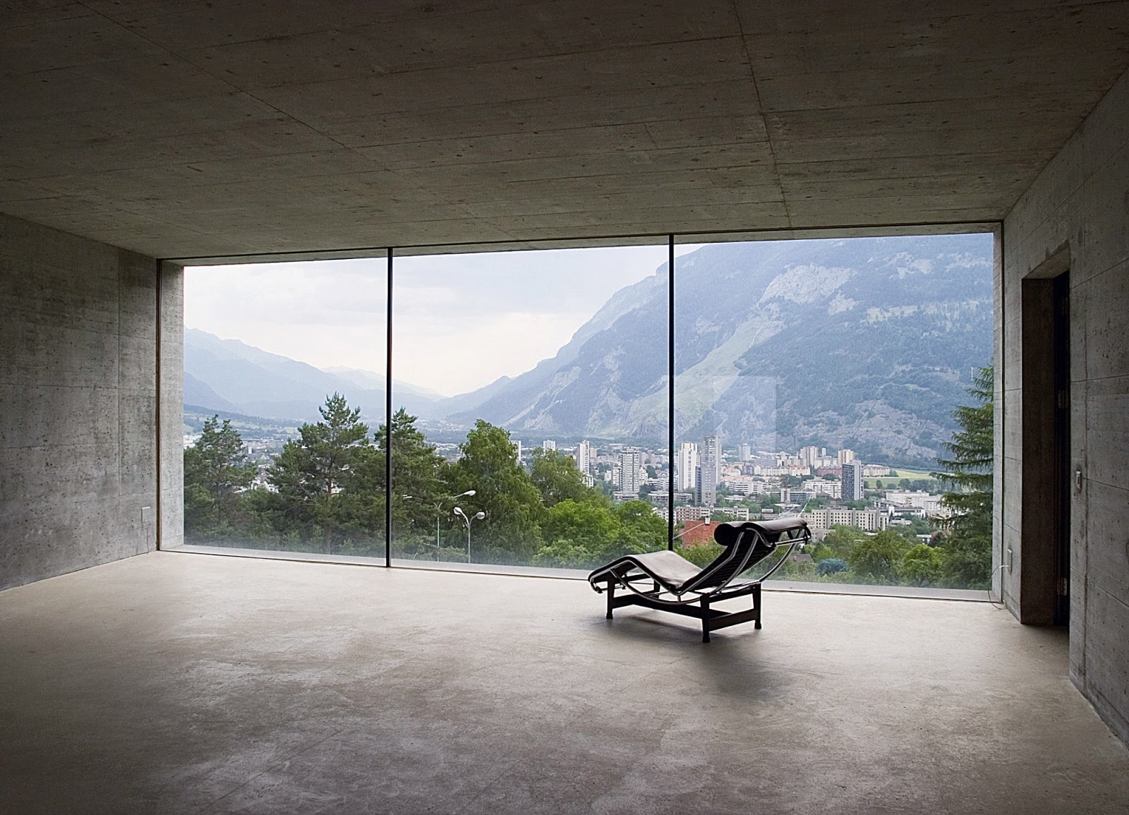 ideasgn × blogspot: House in Chur by Patrick Gartmann