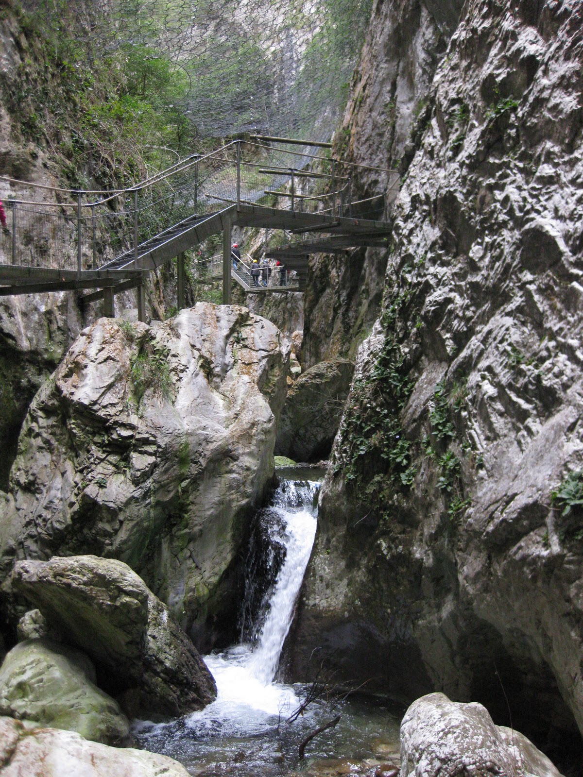 PETITES RUTES : Les gorges de la Fou.