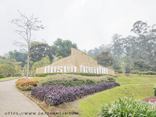Travel Destination Dusun Bambu Lembang